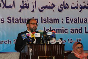 عثمانی: با زنان مطابق قوانین دین اسلام رفتار کنیم و به آنان عشق بورزیم