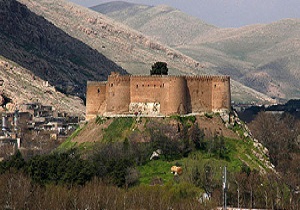 قلعه قم چقای بیجار،آماده میزبانی ازمهمانان نوروزی
