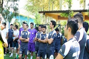 از عصبانیت سوارز و مسی تا نبرد سخت و جنجالی نفت تهران با بی پولی+فیلم
