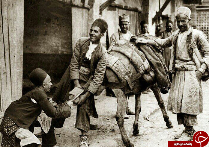 حسینیه جماران سال59/رادیو نفتی دهه 20/تلویزیون های سیاه و سفید دهه50/نعل بندی در همدان