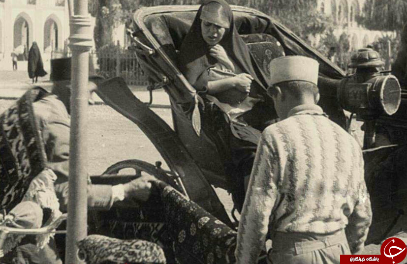 حسینیه جماران سال59/رادیو نفتی دهه 20/تلویزیون های سیاه و سفید دهه50/نعل بندی در همدان