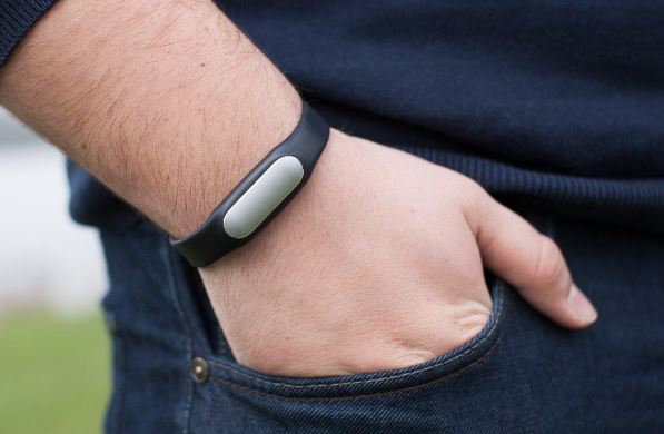 تخفیف سال نوی اولنز برای دستبند سلامتی شیائومی Mi Band