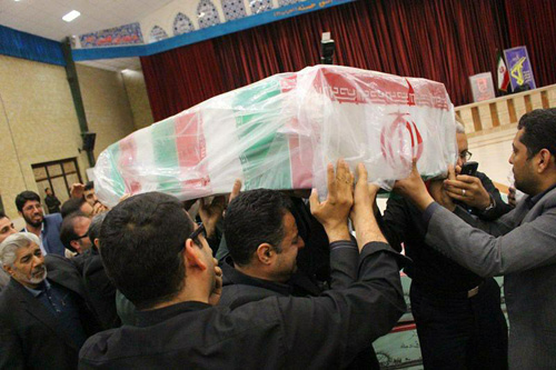 وداع خانواده محمد رضا طبایی با فرزند شهیدشان
