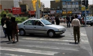 بی‌احتیاطی راننده سمند جان عابر پیاده را گرفت