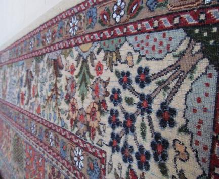 اهداء ۳۸ تخته فرش به عتبات عالیات +تصاویر