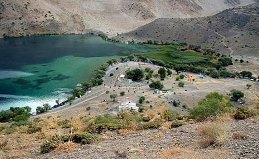 دریاچه گهر ملقب به نگین زاگرس+تصاویر