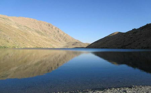 دریاچه گهر ملقب به نگین زاگرس+تصاویر