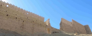 مرمت بخشی از دیوار قلعه تاریخی فورگ