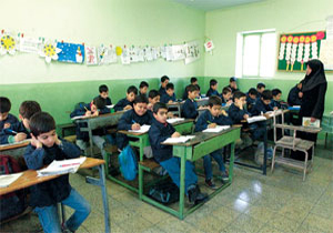 شرکت 800 دانش آموز ابتدایی لردگان در آزمون جامع علمی
