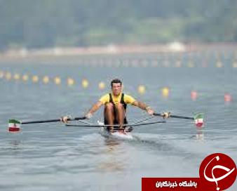 کبوتری: قایقرانان روئینگ ساحلی در ویتنام اردو می زنند