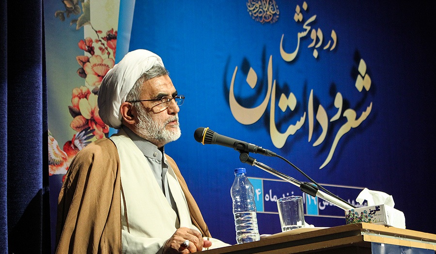 انتقال هنرمندانه مضامین قران با راه اندازی نهضت فهم قران