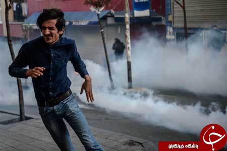 از موش غول&zwnj;پیکر در خیابان&zwnj;های لندن تا زد و خورد میان موافقان و مخالفان ترامپ