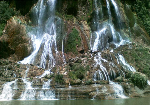 حرف هایی از جنس آب از دهان کوه