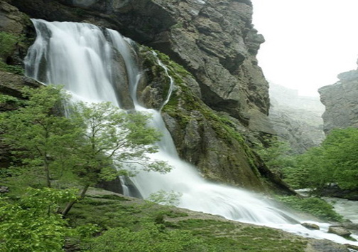 حرف هایی از جنس آب از دهان کوه
