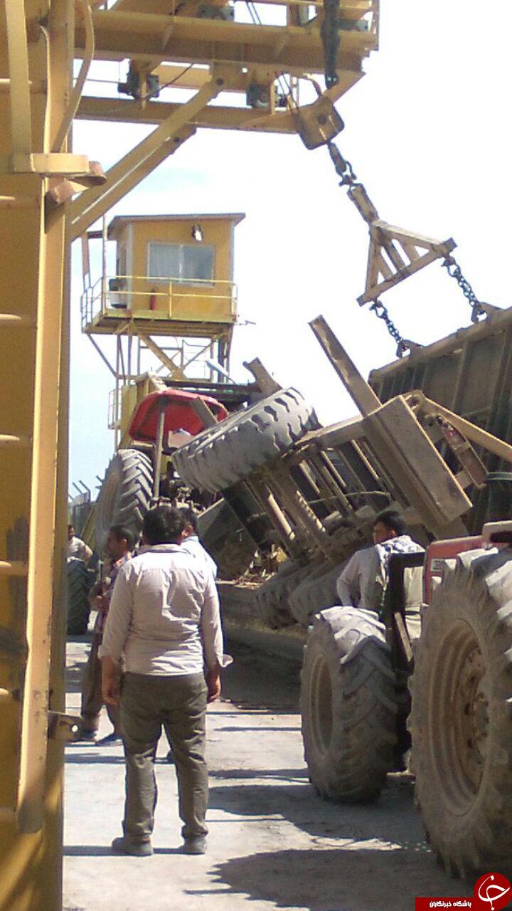 سقوط سبد حمل نیشکر در کارخانه دهخدا + تصاویر
