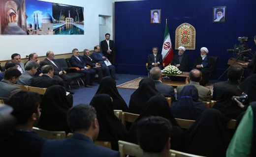 رئیس&zwnj;جمهور در سال 94 به کدام استان&zwnj;ها سفر کرد + تصاویر