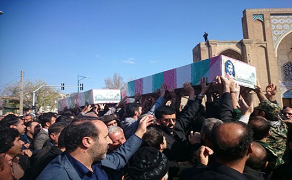 تشييع پيكرپاك  4 شهيد دوران دفاع مقدس +تصوير