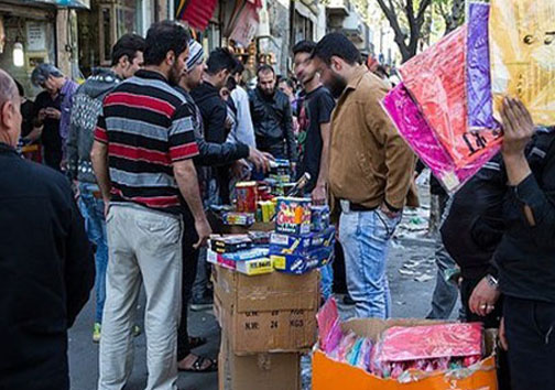 بازار داغ فروش مواد محترقه +عکس