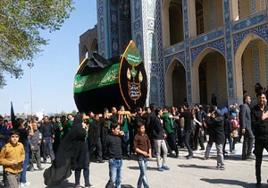 مراسم نخل برداری در روز شهادت حضرت فاطمه (س) + فیلم