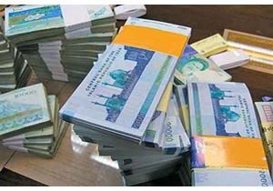 توزیع اسکناس نو در همدان