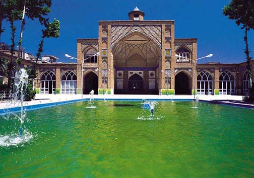 شاهکار معماری اصیل در مسجد جامع بروجرد شاهکار معماری اصیل در مسجد جامع بروجرد