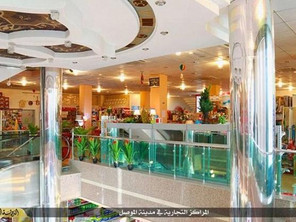 ار توافق ایران و 1+5 و جنگیدن جان رمبو با داعش تا راز طول عمر مرد 256 ساله و شکستن گردن بوش پدر+ تصاویر