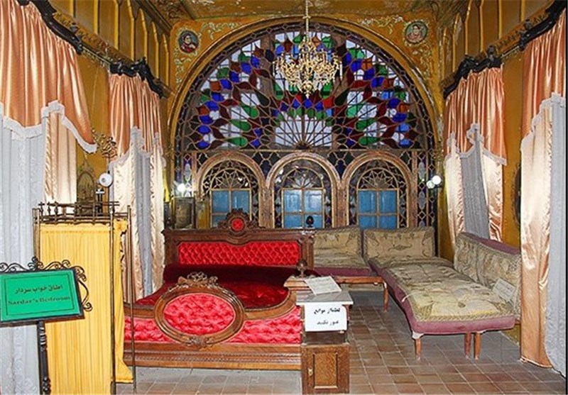 آشنایی با کاخ موزه ماکو آشنایی با کاخ موزه ماکو