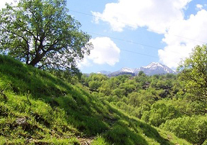 روستای شادگان، طعم طبیعت گردی در میان کوه ها