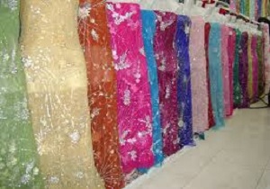 لباس های رنگارنگ کردی ، نمادی از ذوق و هنر کردستانی ها