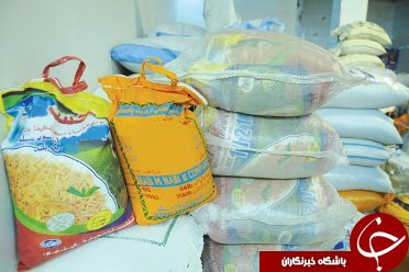 در بین خانوارهای کمیته امداد امام خمینی(ره)  توزیع پنج تن برنج هندیجان