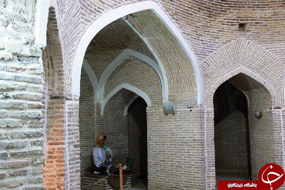بازدید دانشجویان کشورهای آسیایی و آفریقایی از آثار تاریخی دزفول