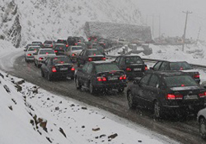 بارش برف و باران در محورهای 11 استان