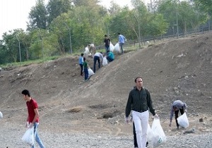 پاکسازی حاشیه اتوبان آبیک