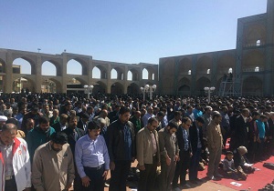قرائت نماز استغاثه برای تعجيل يگانه منجی بشريت در يزد