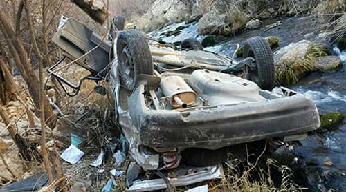 سقوط مرگبار پراید جان دو نفر را گرفت