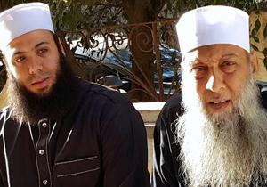 روز مادر، بدعت و هدیه دادن در آن روز حرام است!