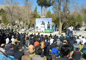 آیین معنوی نوروزی با شهیدان در گلزار شهدای شهرکرد