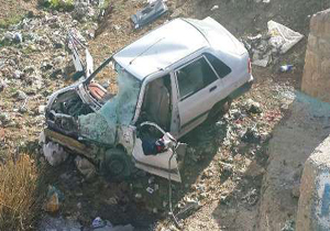 جان باختن دو نفر در سقوط مرگبار پراید