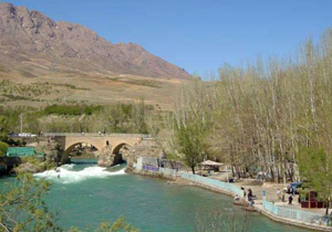 ساماندهی و بهسازی مجموعه های بین راهی