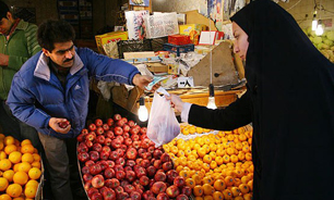 ذخیره سازی 3750 تن سیب و پرتقال برای شب عید در اصفهان