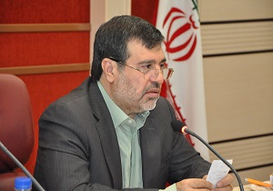 احزاب سیاسی ،مردم را به حضور در پای صندوق های رای ترغیب کنند