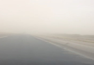 رانندگی در گرد و خاک + فیلم