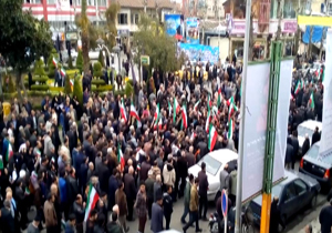 نامزد انتخاباتی با طرفدارانش! + فیلم