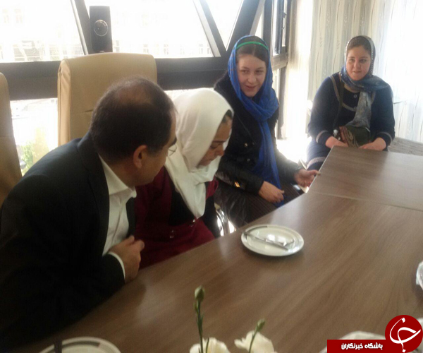 دیدار صمیمی وزیر بهداشت با دانش آموزان شین آباد + عکس