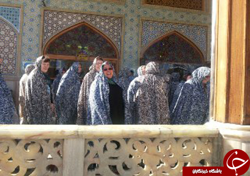 حضور گردشگران خارجی در حرم مطهر شاهچراغ(ع)+تصاویر