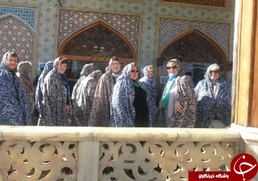 حضور گردشگران خارجی در حرم مطهر شاهچراغ(ع)+تصاویر