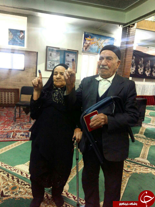 نمایی متفاوت از خاص ترین ها در پای صندوق های رای+تصاویر
