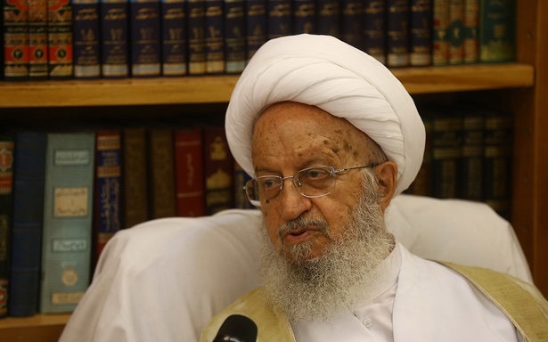 آیت الله مکارم شیرازی رای خود را به صندوق انداخت