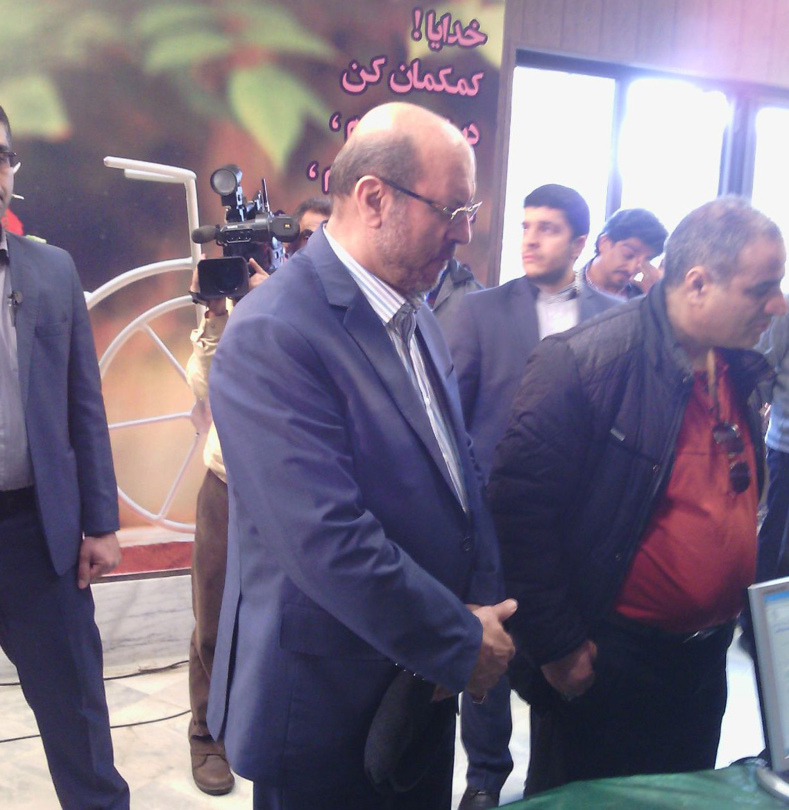 سردار دهقان رای خود را به صندوق انداخت