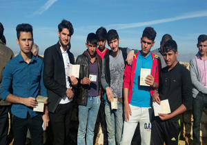 روستایی کوچک با صف های بزرگ + فیلم